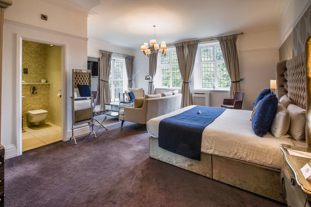 The Mount Country Manor Hotel & Golf Wolverhampton Exterior photo